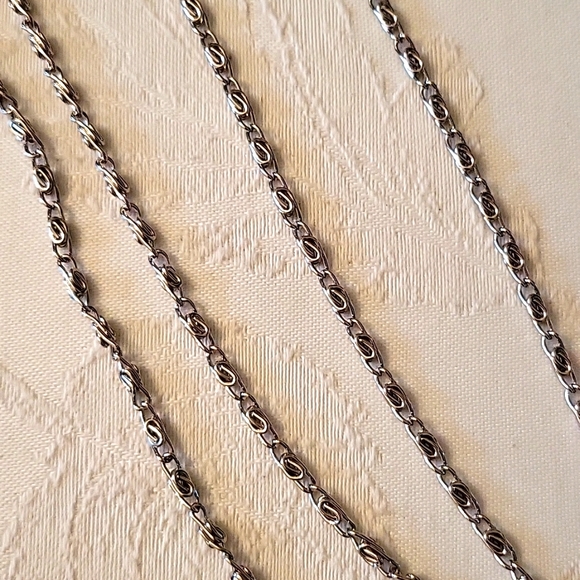 NEW Brown Organza Clutch, Rosettes, Rhinestone Clasp & Silver-tone Strap - Picture 10 of 12